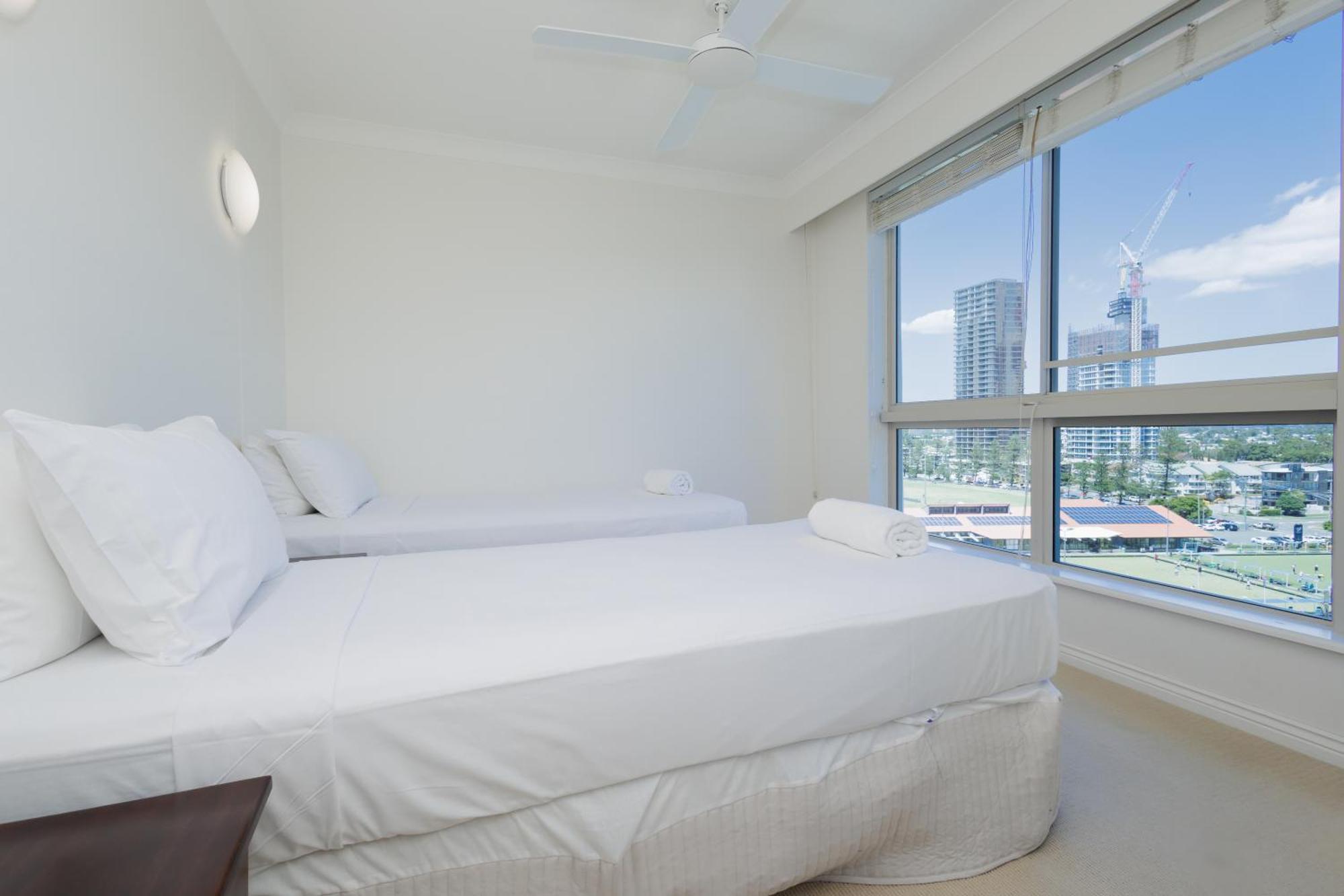 Oceana On Broadbeach Kültér fotó